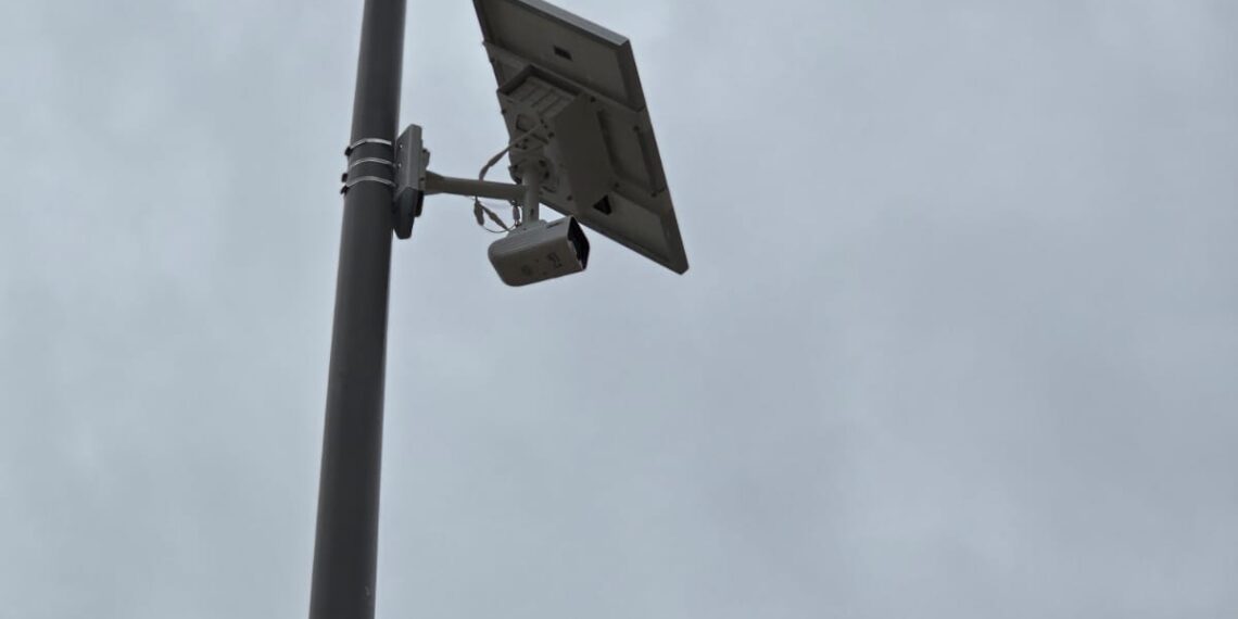 השלכתם פסולת במרחב הציבורי? מצלמות אכיפה יתעדו – ותקבלו קנס