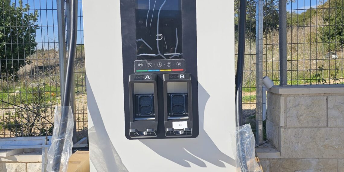 חריש מתחילה בתהליך מעבר לאוטובוסים חשמליים