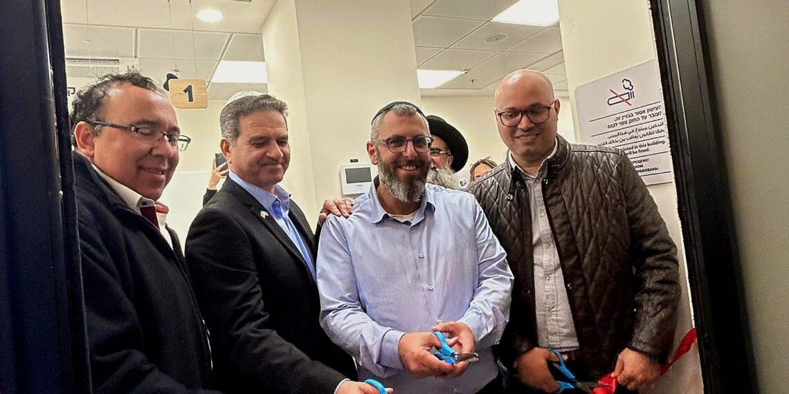 מאוחדת מרחיבה את פעילותה בחריש: מרפאה חדשה נפתחה בשכונת בצוותא