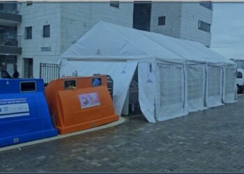 שוב מחלוקת בחריש: בית כנסת מאולתר הוקם בחניית בניין – דיירים מתנגדים