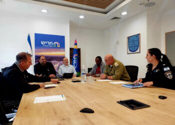 מצלמות אבטחה בבצוותא ובמעו"ף, תוספת 10 שוטרים לנקודת המשטרה