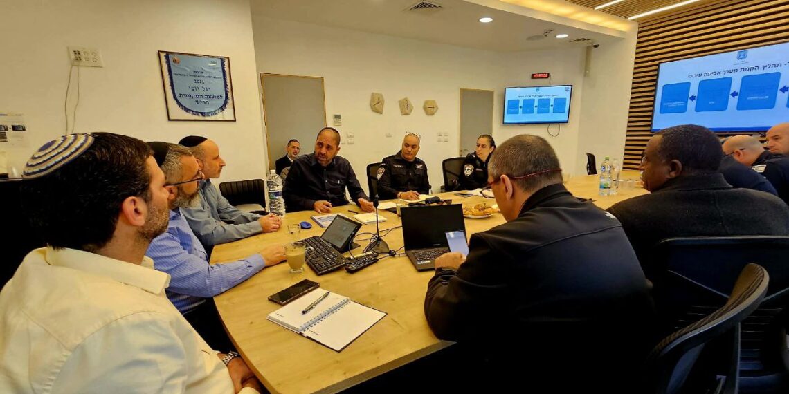 כוח משולב של שוטרים ופקחים: בדרך להקמת שיטור עירוני בחריש