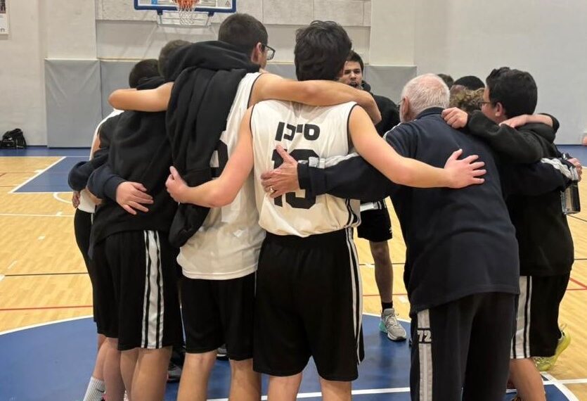 ניצחון דרמטי למכבי חריש נערים ב' על מכבי זכרון יעקב