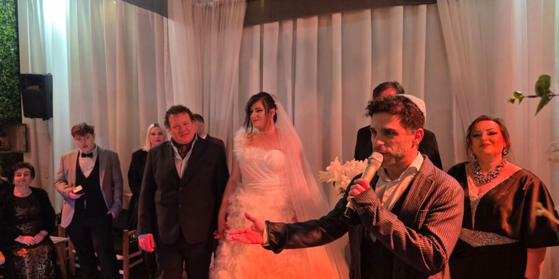 חתונת בתה של סגנית ראש העיר: אהבה שהחלה במקרה בבודפשט