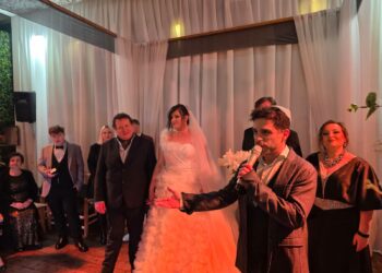 חתונת בתה של סגנית ראש העיר: אהבה שהחלה במקרה בבודפשט