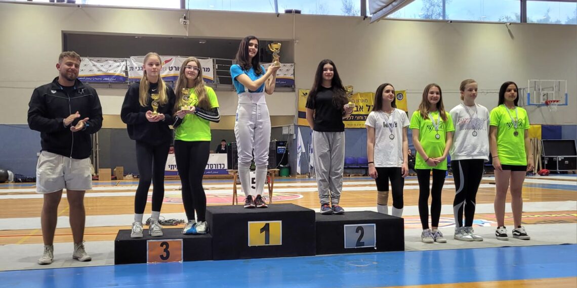 בת 14 מחריש זכתה בגביע המדינה בסיף