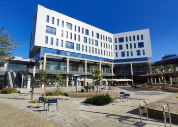 שופינג בחריש: רשתות חדשות עושות את דרכן לעיר, וגם חנות אאוטלט