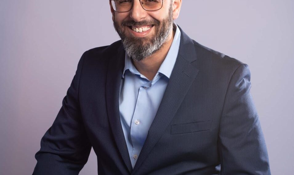 כתב האישום נגד ראש העיר: "ניצל את תפקידו לביצוע עבירות מין בנשים שהיו תלויות בו"