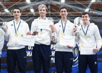 צדק לסייף המבטיח מחריש