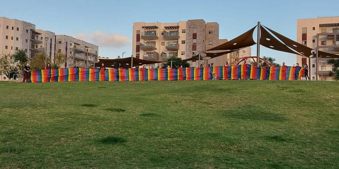 המשטרה בודקת "פרסום שקרי על מצעד גאווה בחריש" בעקבות תלונה של מנהלת קהילת "חריש גאה" ותחום הלהט"ב בעירייה