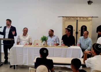 סמוטריץ' לתלמידי בני עקיבא בחריש: "אל תתביישו בכיפה שעל ראשכם"