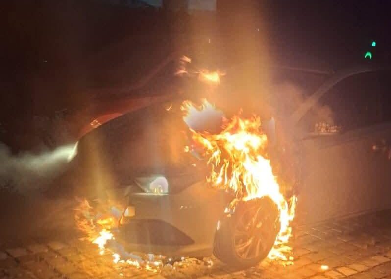 התפתחות בחקירת הצתת הרכב ברחוב שוהם